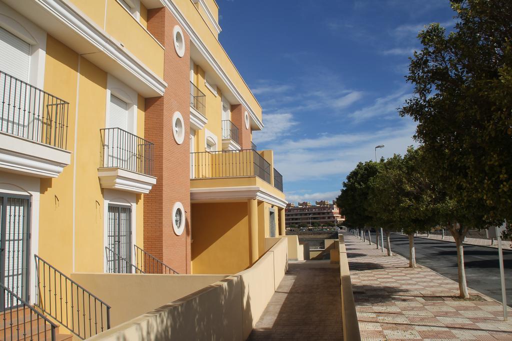 Apartamentos Playamar Roquetas de Mar Exterior photo