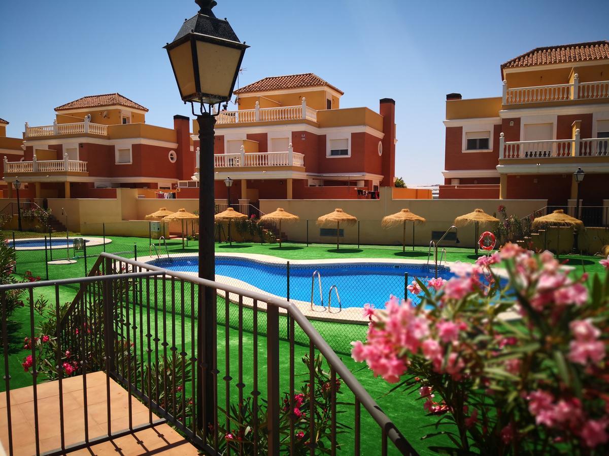 Apartamentos Playamar Roquetas de Mar Exterior photo