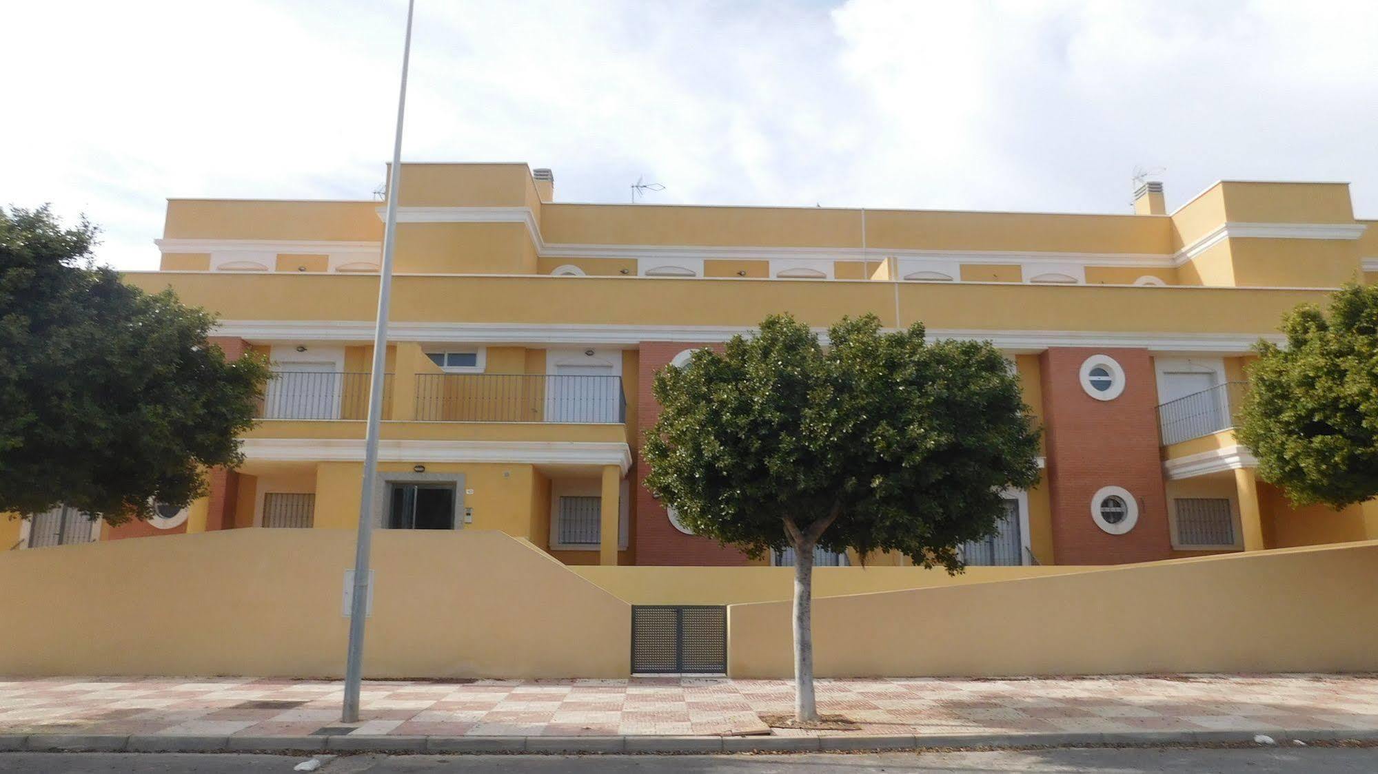 Apartamentos Playamar Roquetas de Mar Exterior photo