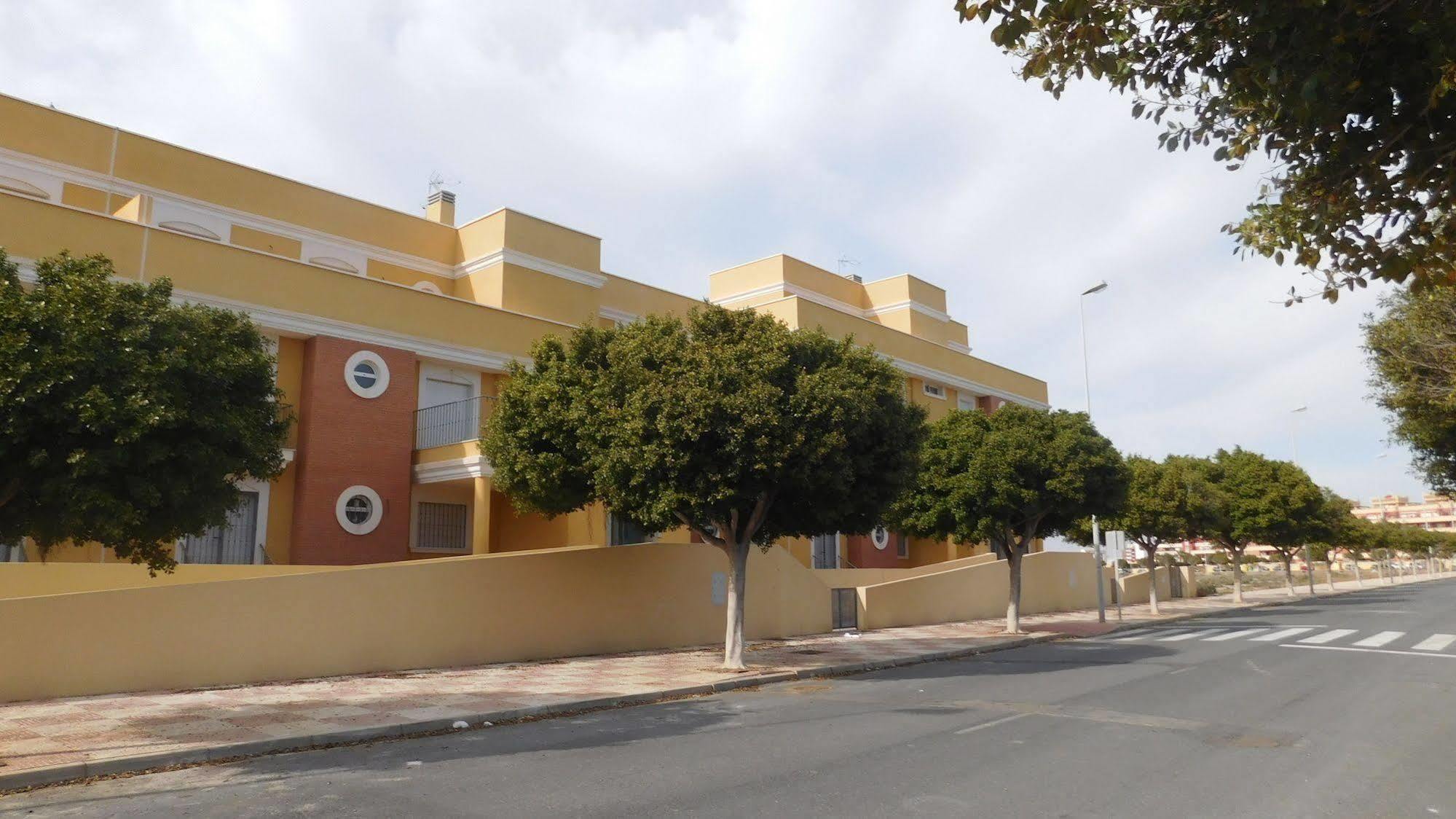 Apartamentos Playamar Roquetas de Mar Exterior photo