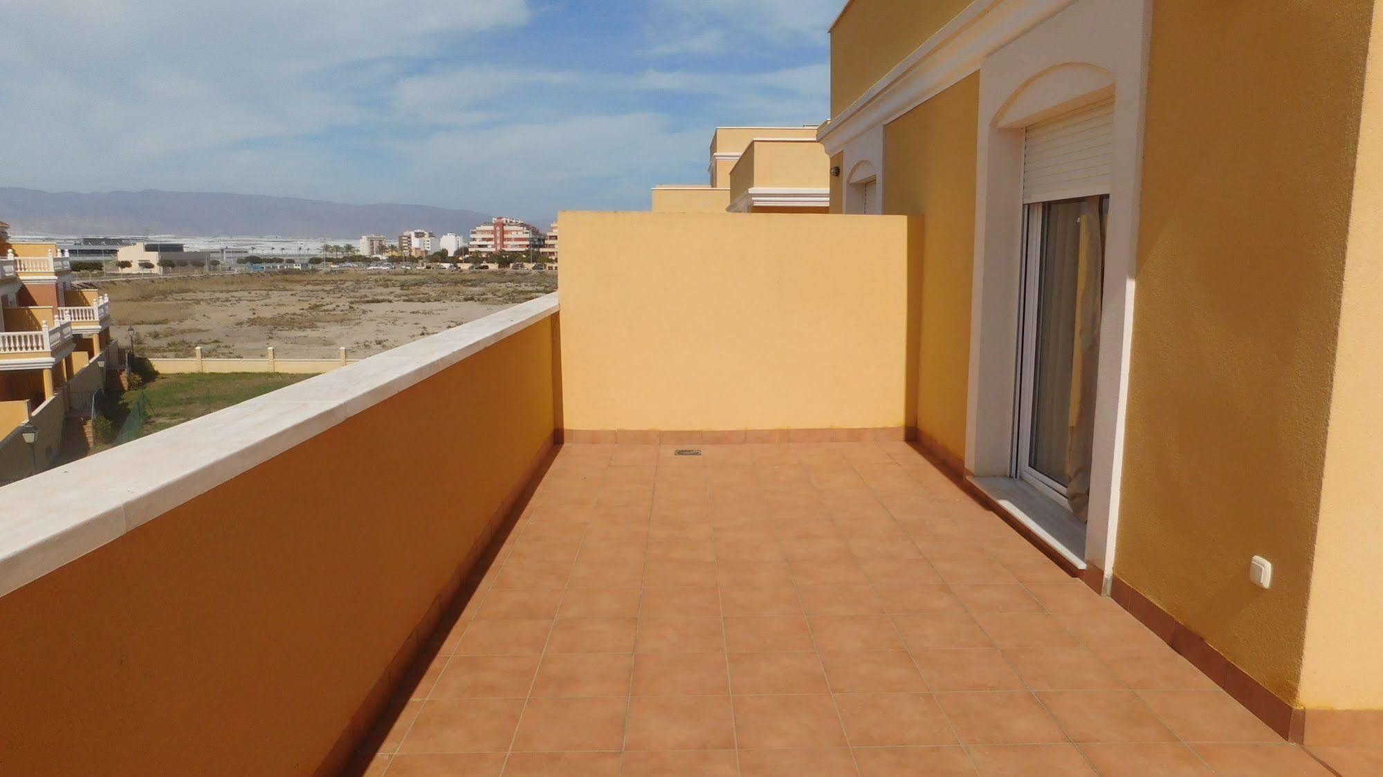 Apartamentos Playamar Roquetas de Mar Exterior photo